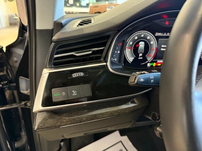 2024 Audi Q7 45 Premium quattro