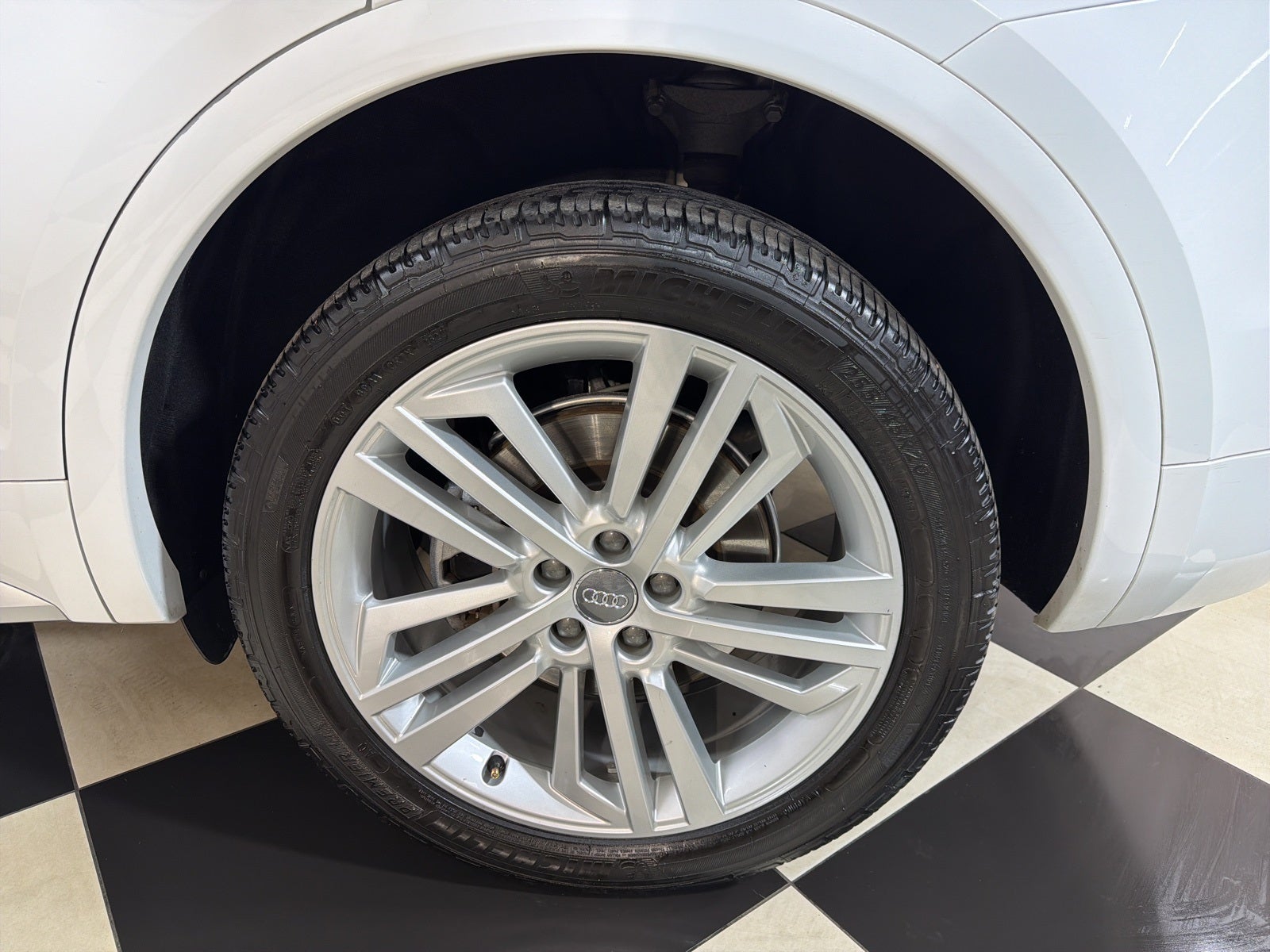 2018 Audi Q5 2.0T Premium Plus quattro