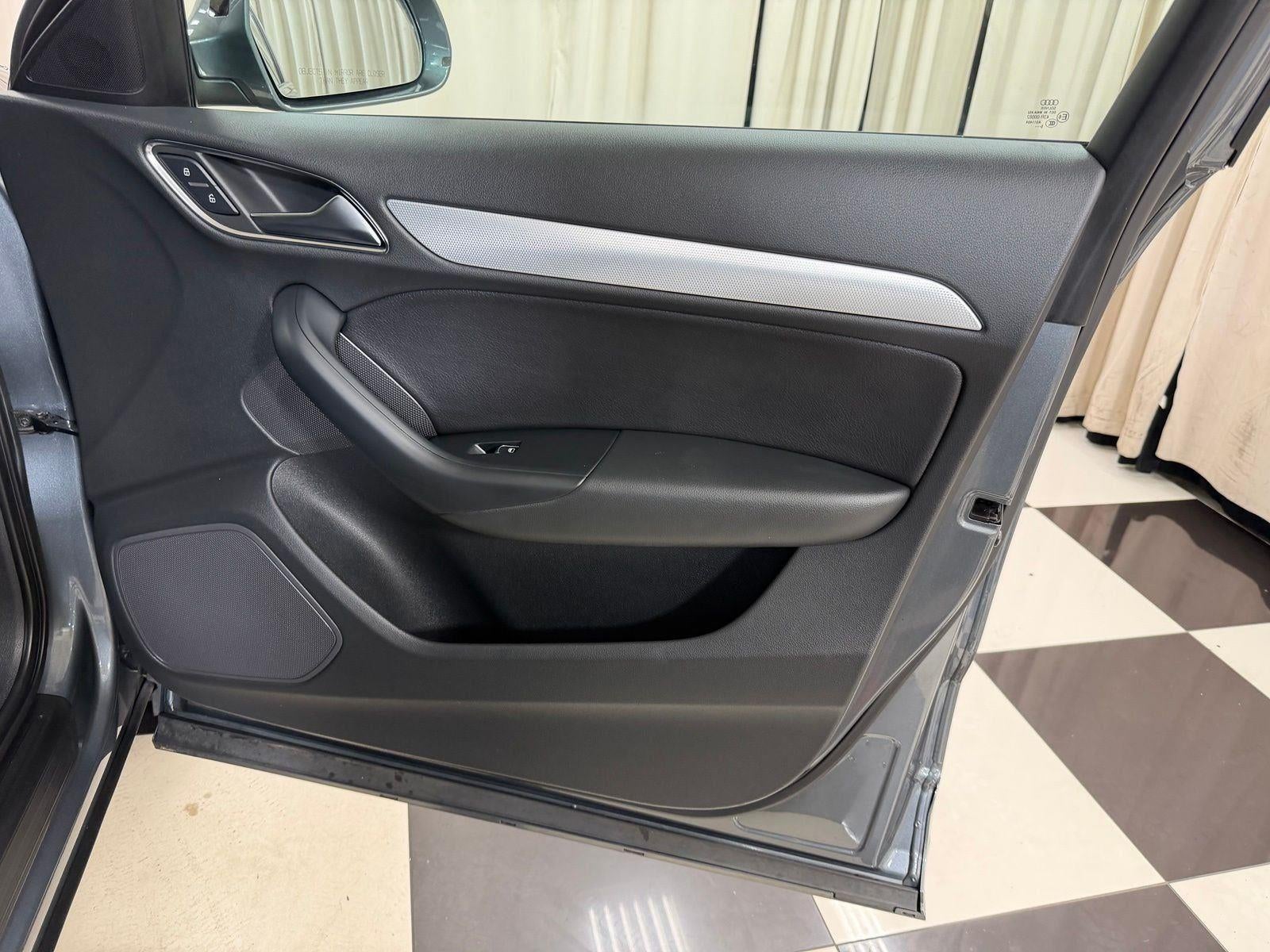 2016 Audi Q3 Premium Plus
