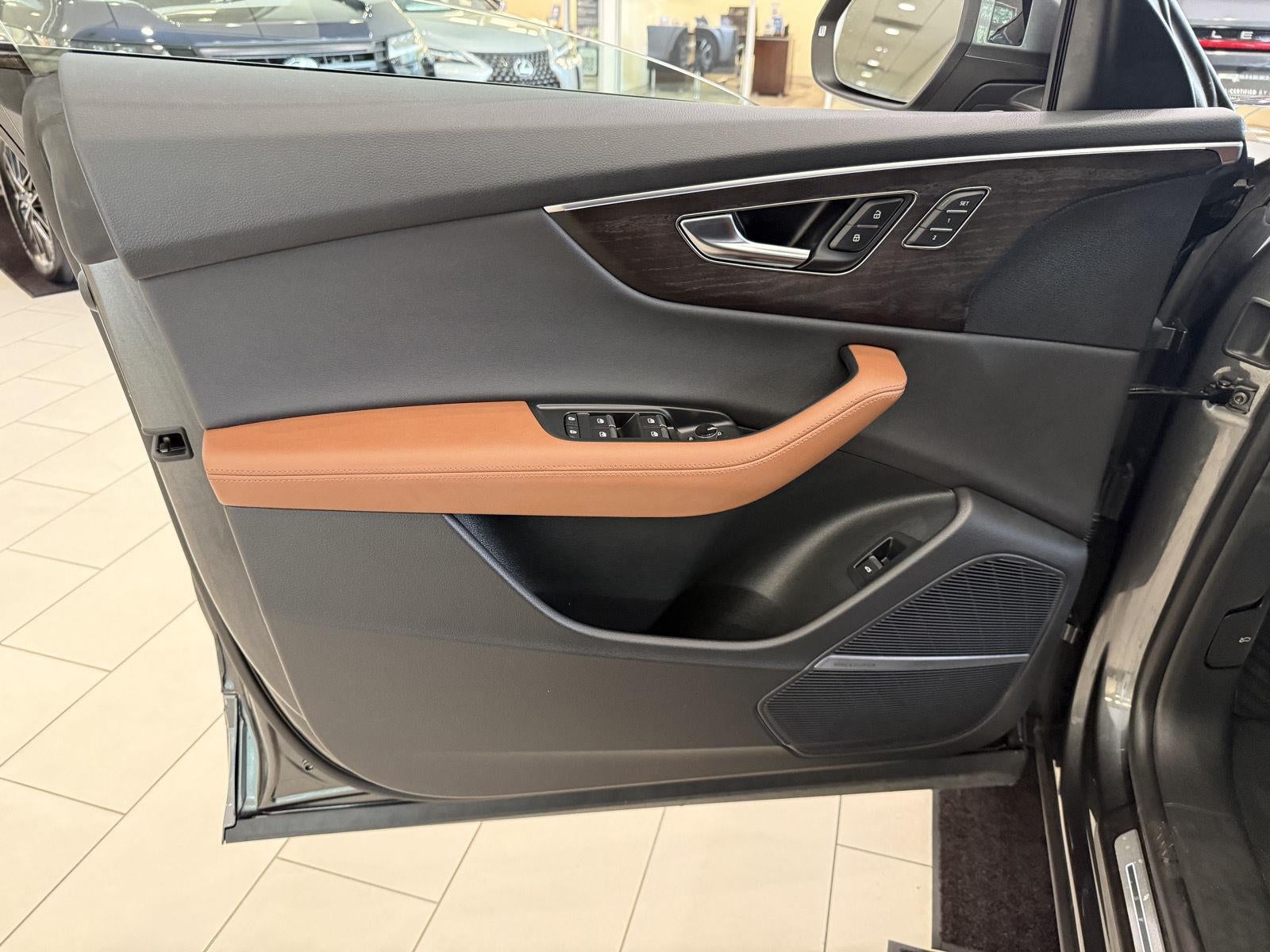 2023 Audi Q8 Premium Plus
