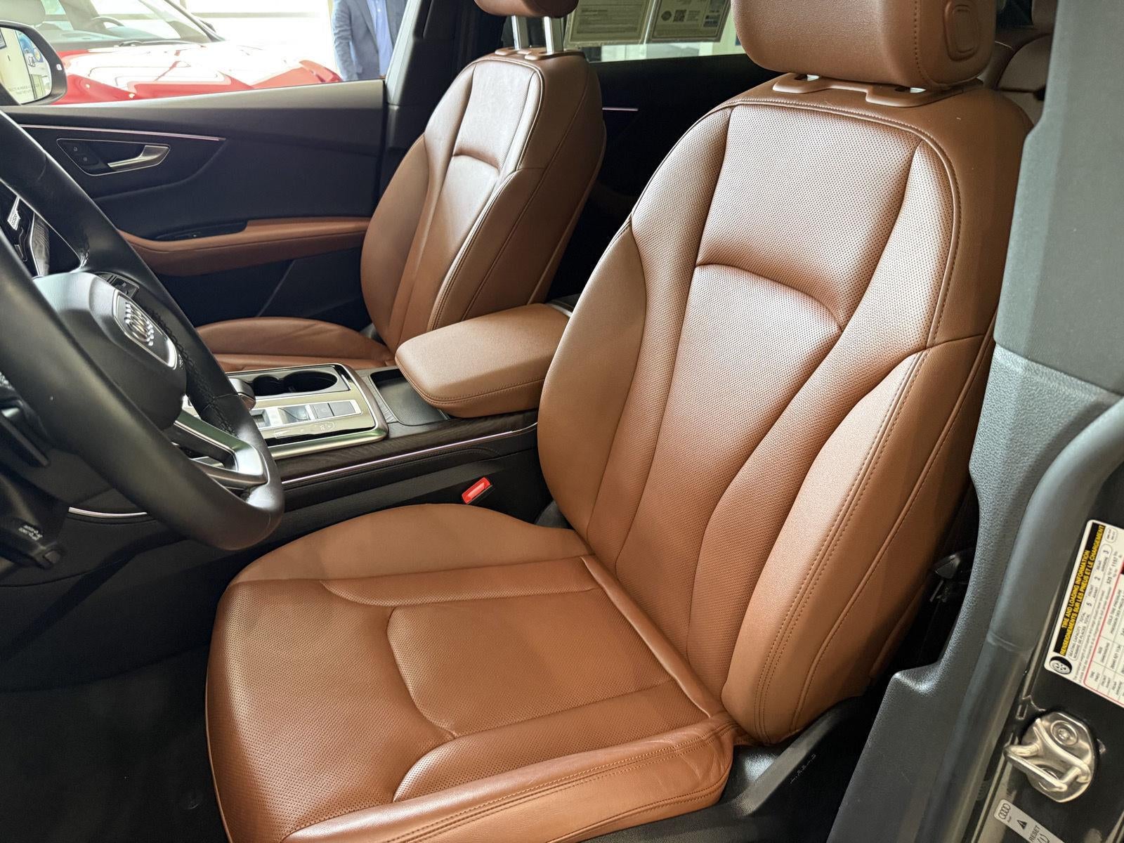 2023 Audi Q8 Premium Plus