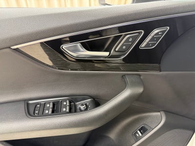 2017 Audi Q7 3.0T Prestige quattro