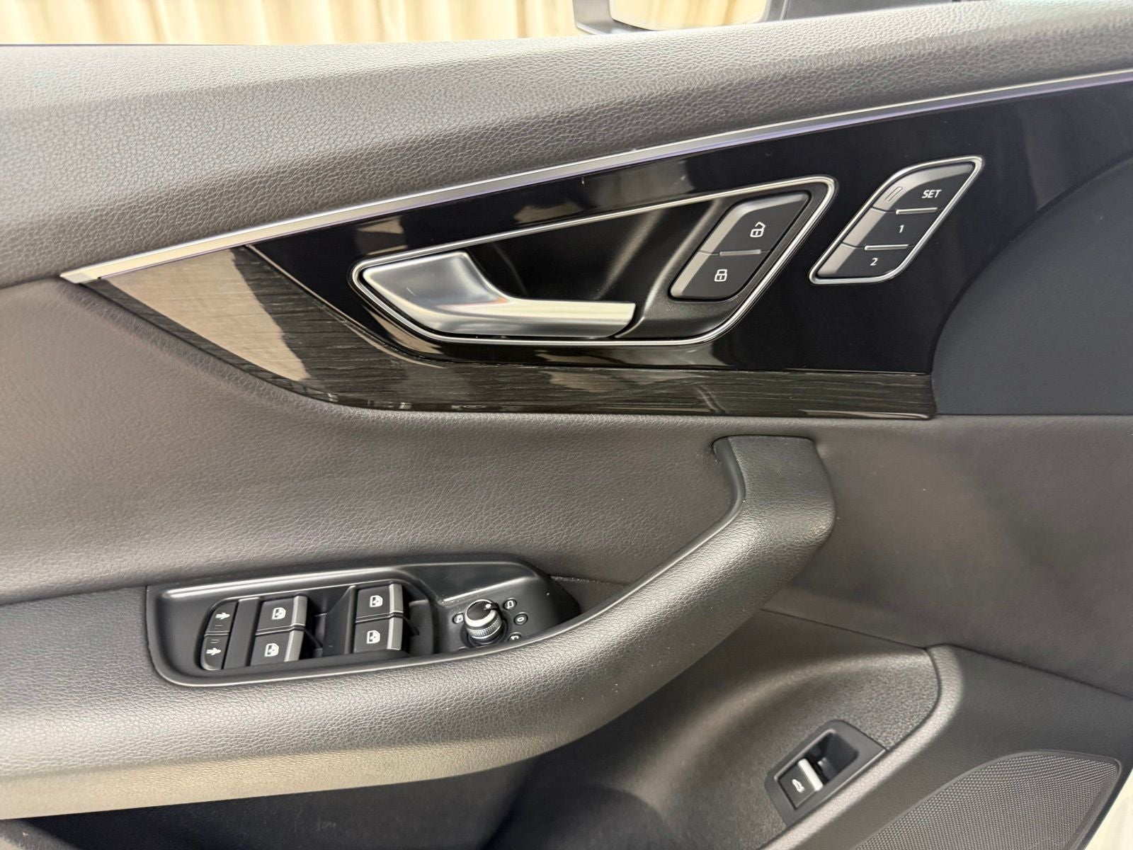 2017 Audi Q7 3.0T Prestige quattro