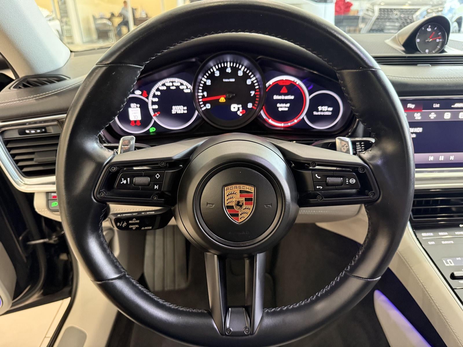 2022 Porsche Panamera Base