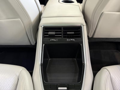 2022 Porsche Panamera Base