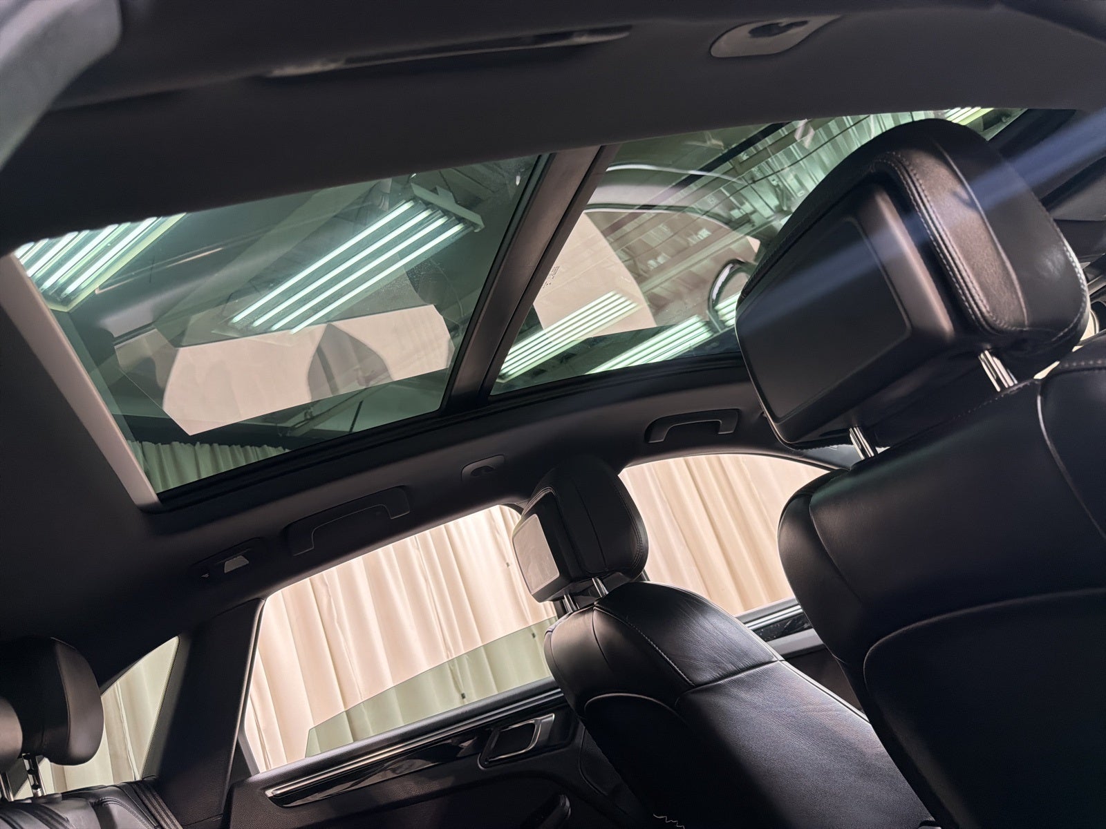 2018 Porsche Macan Base