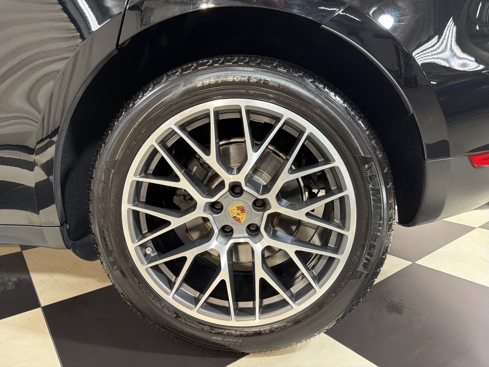 2018 Porsche Macan Base