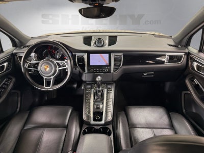 2018 Porsche Macan Base