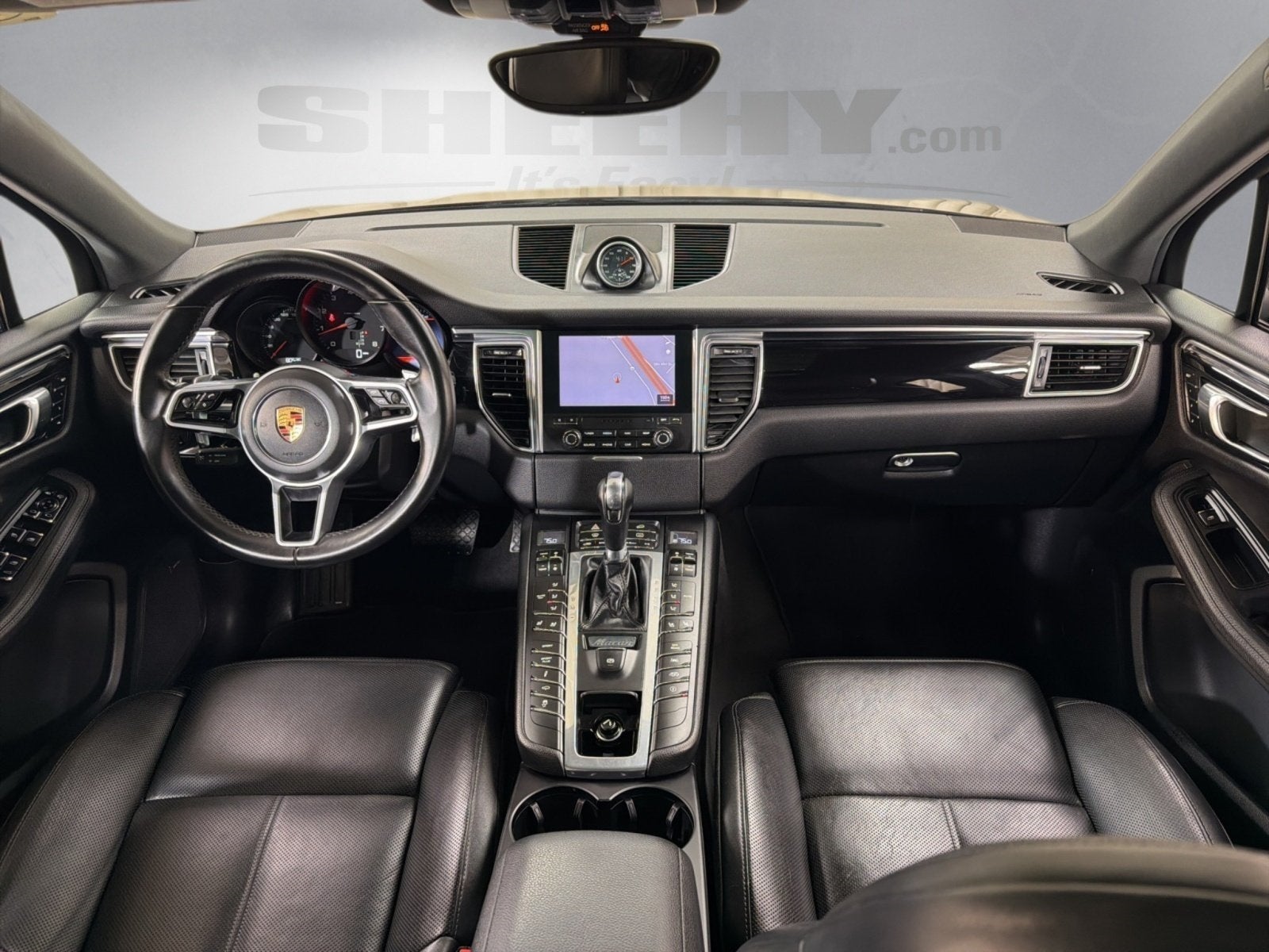 2018 Porsche Macan Base