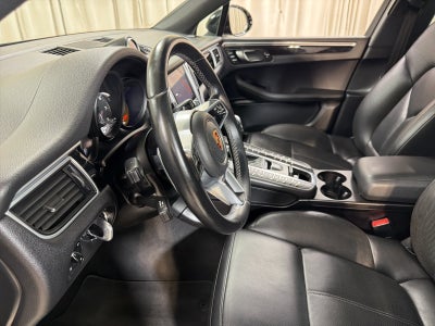 2018 Porsche Macan Base