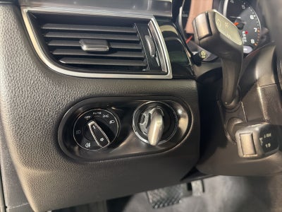 2018 Porsche Macan Base