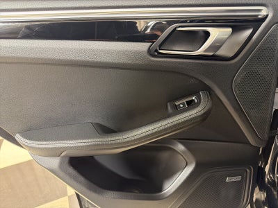 2018 Porsche Macan Base