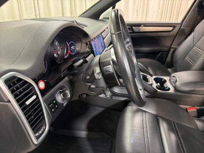 2019 Porsche Cayenne Base
