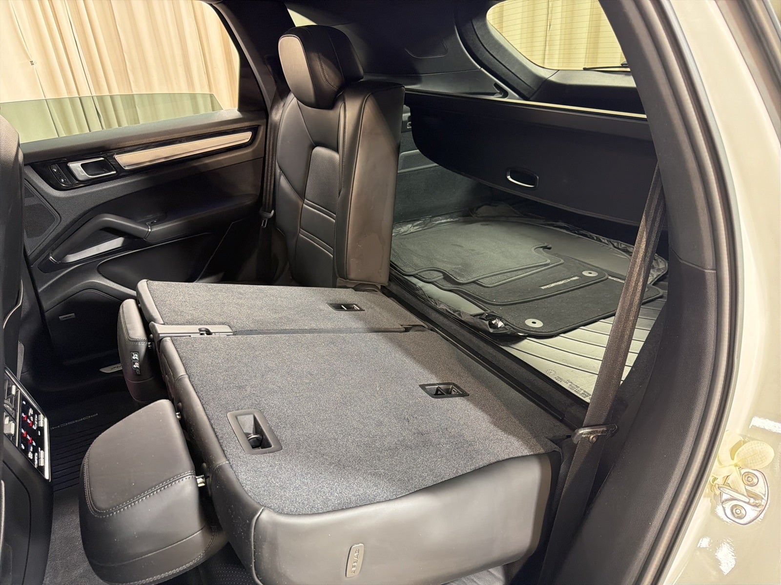2019 Porsche Cayenne Base