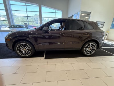 2023 Porsche Cayenne Platinum Edition
