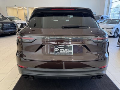 2023 Porsche Cayenne Platinum Edition