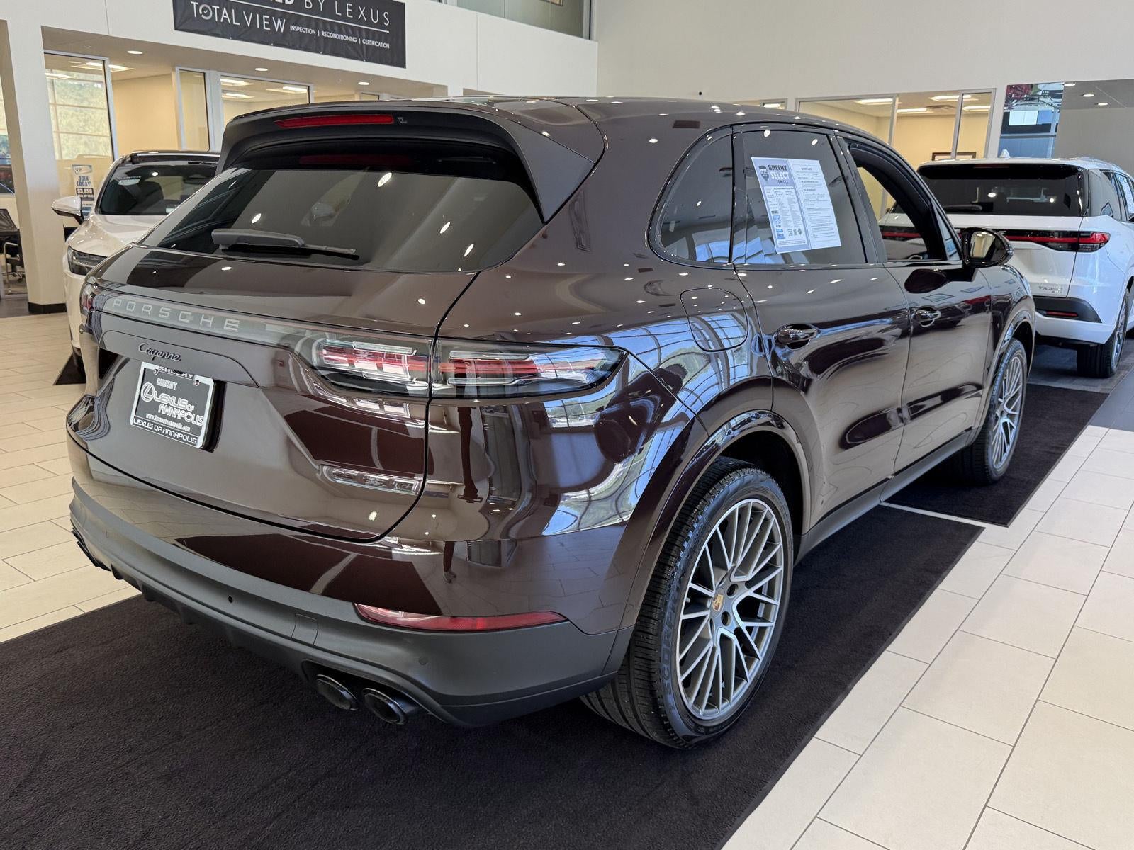 2023 Porsche Cayenne Platinum Edition