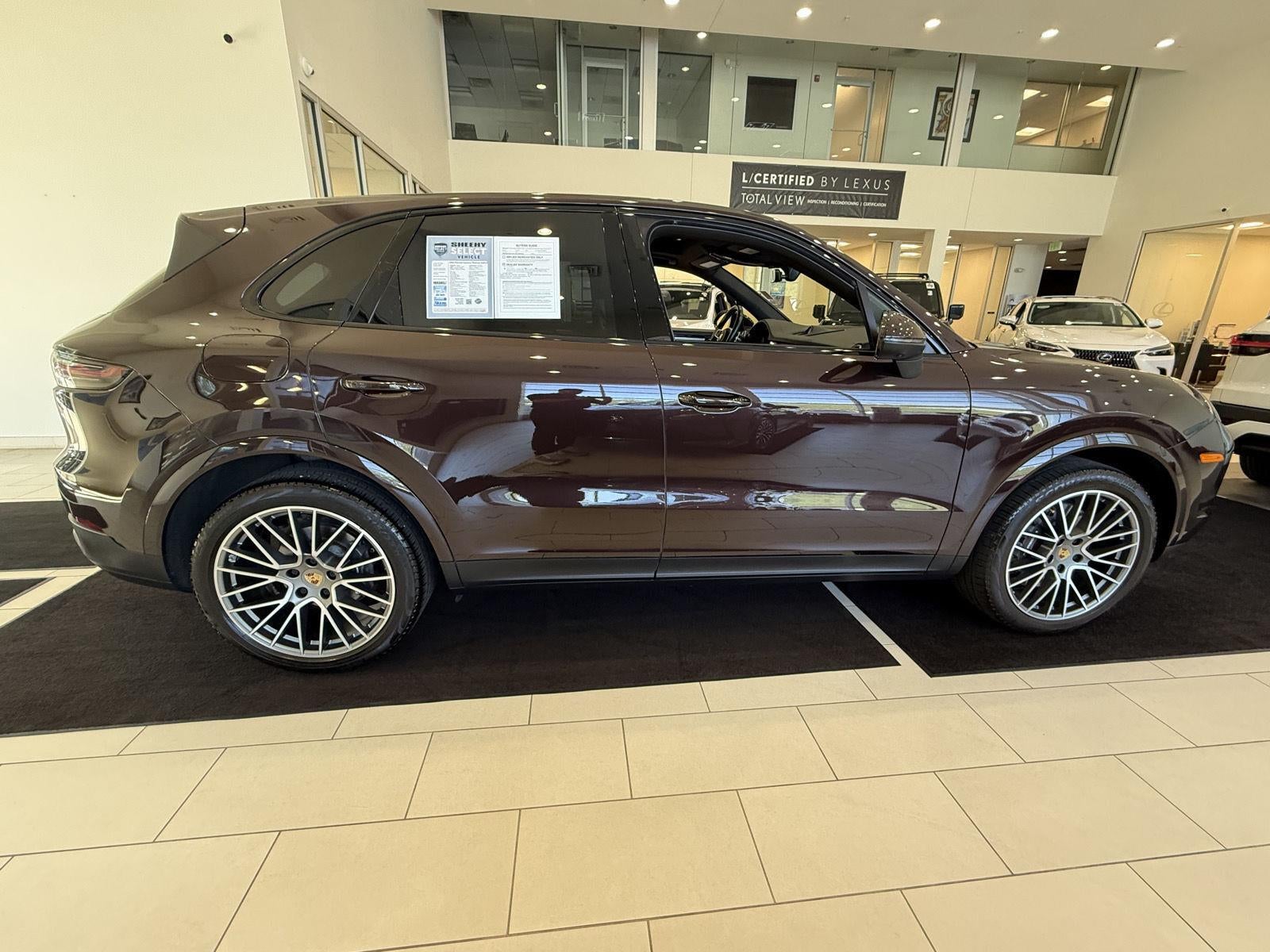2023 Porsche Cayenne Platinum Edition