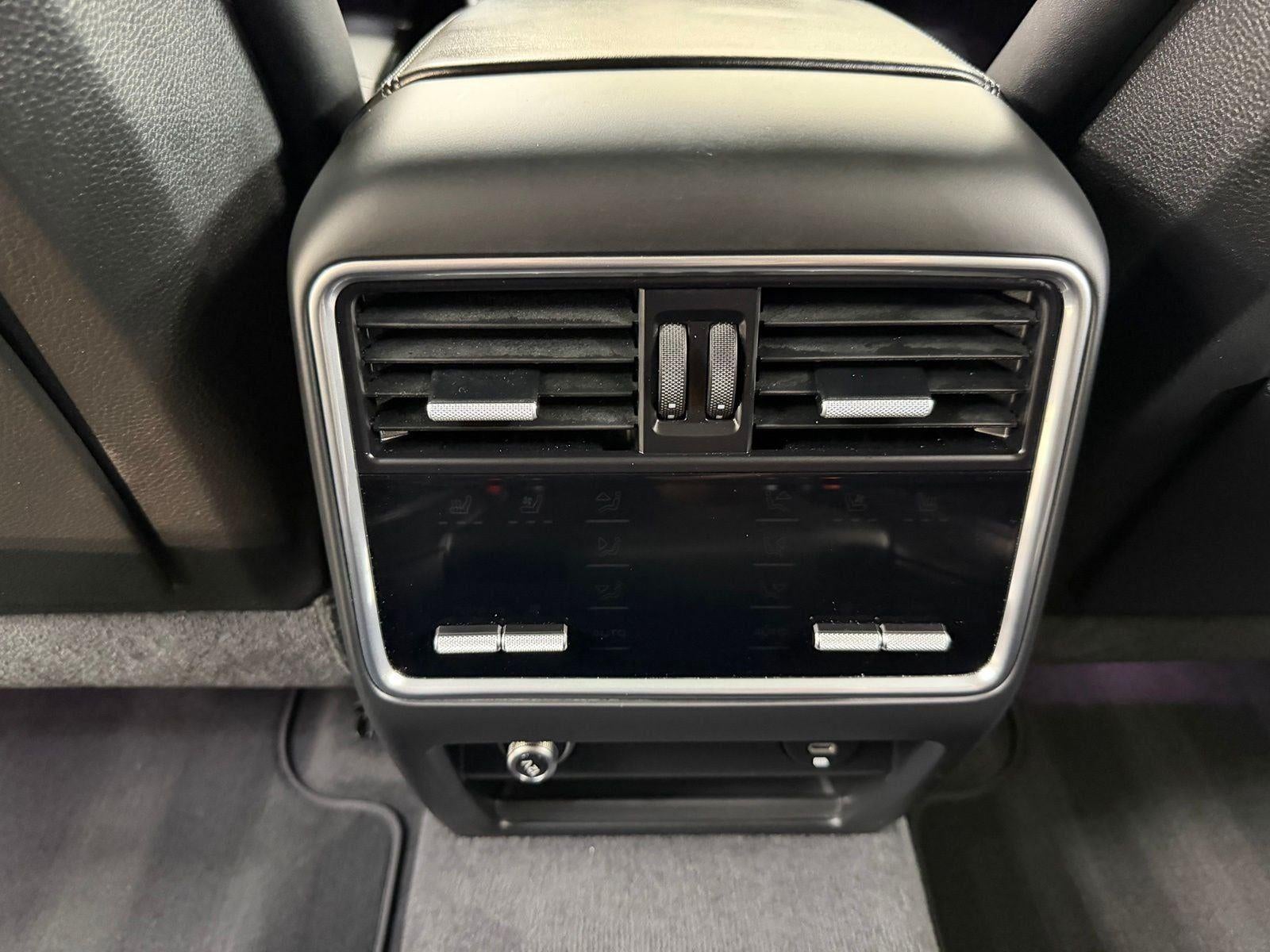 2022 Porsche Cayenne E-Hybrid
