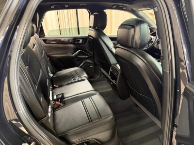 2022 Porsche Cayenne E-Hybrid