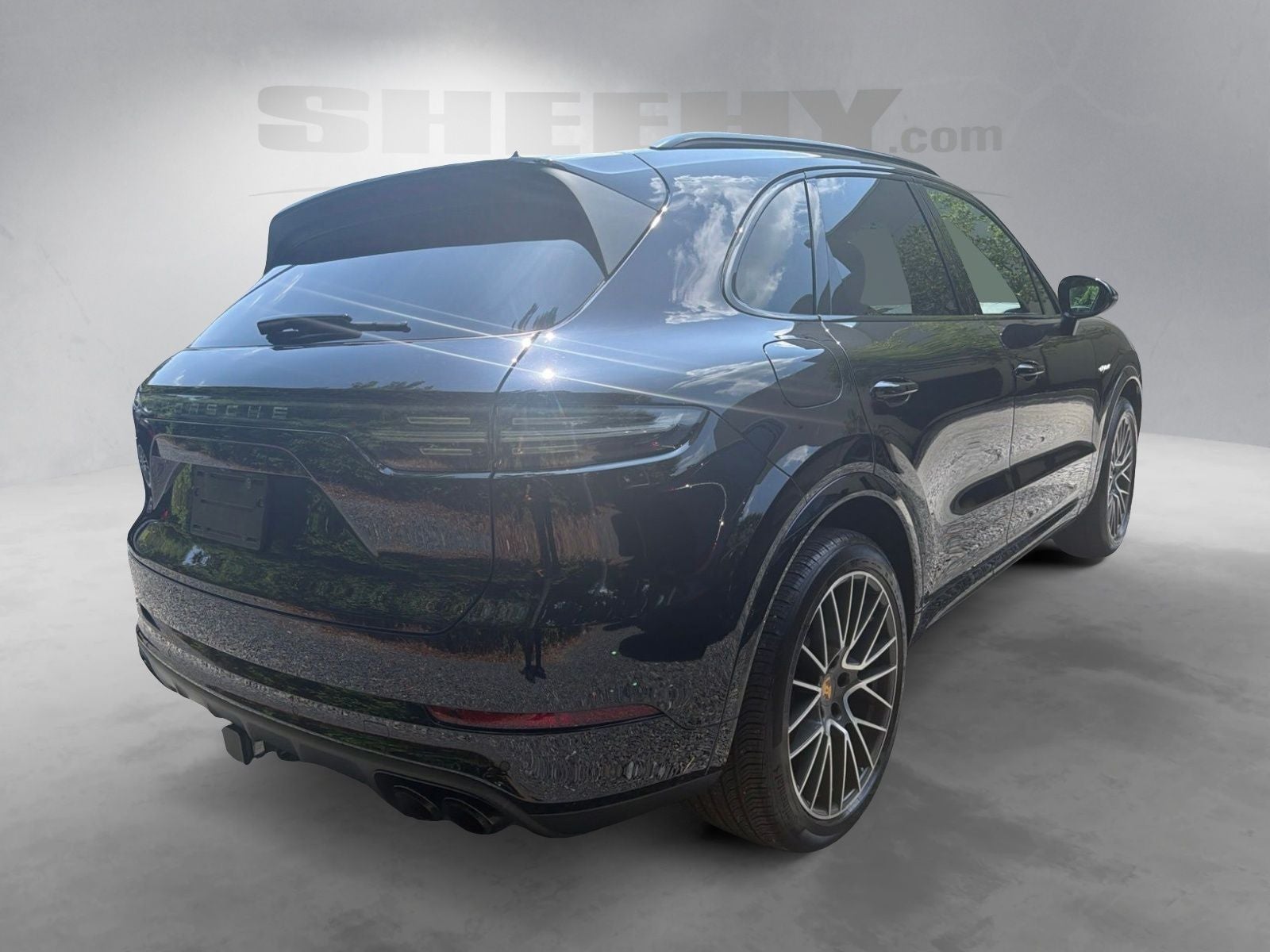 2022 Porsche Cayenne E-Hybrid AWD