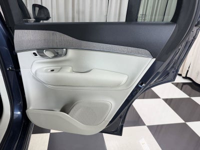 2024 Volvo XC90 B6 Plus Bright Theme