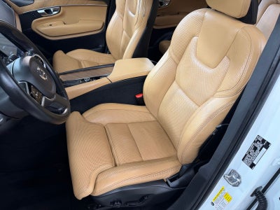 2019 Volvo XC90 T6 Inscription