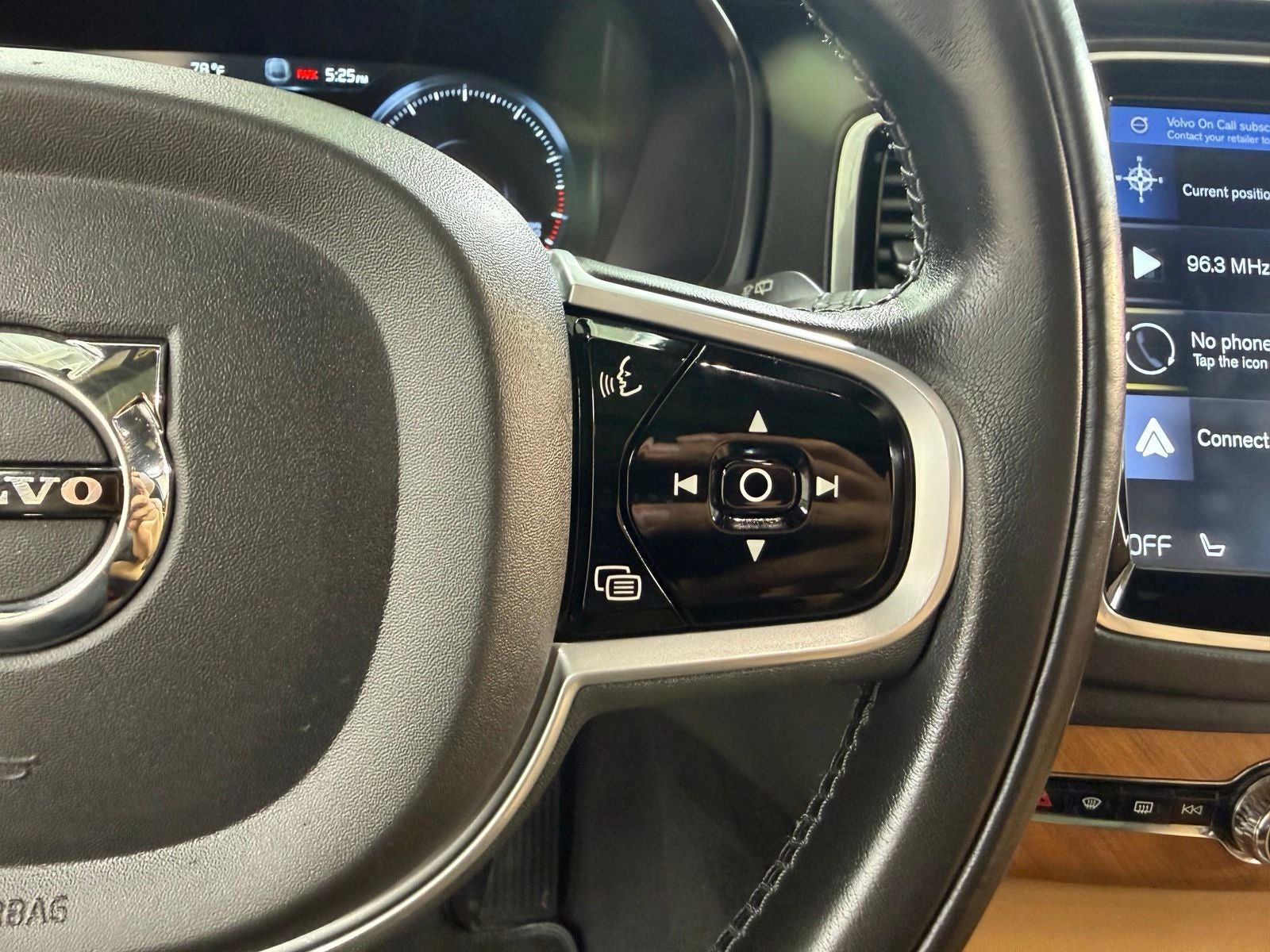 2019 Volvo XC90 T6 Inscription