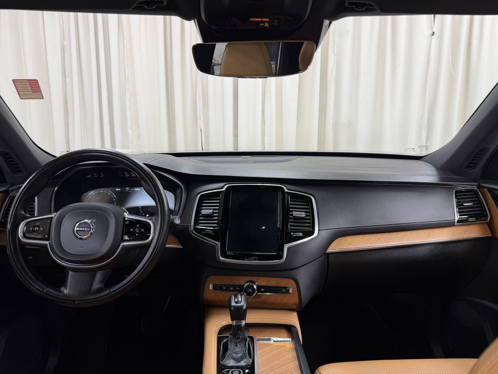 2019 Volvo XC90 T6 Inscription