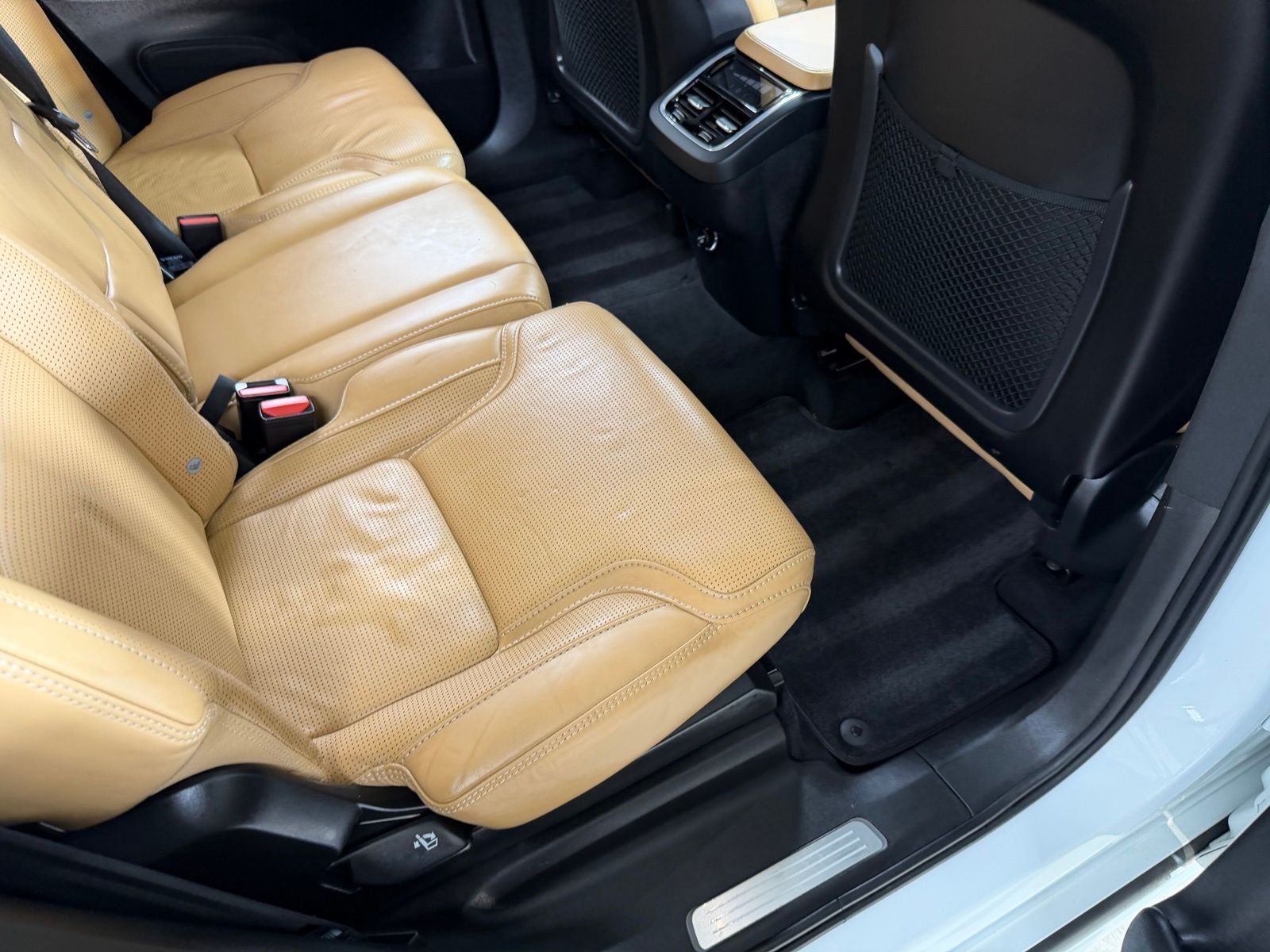 2019 Volvo XC90 T6 Inscription