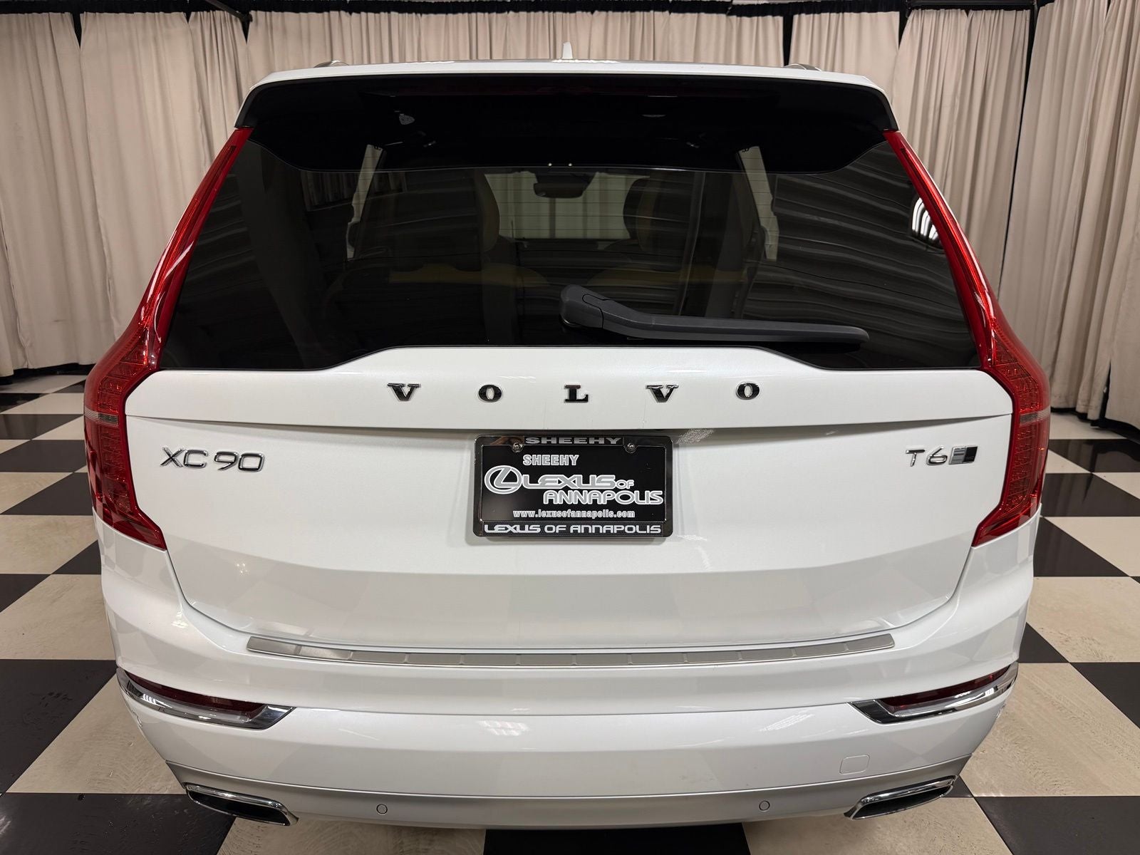 2019 Volvo XC90 T6 Inscription