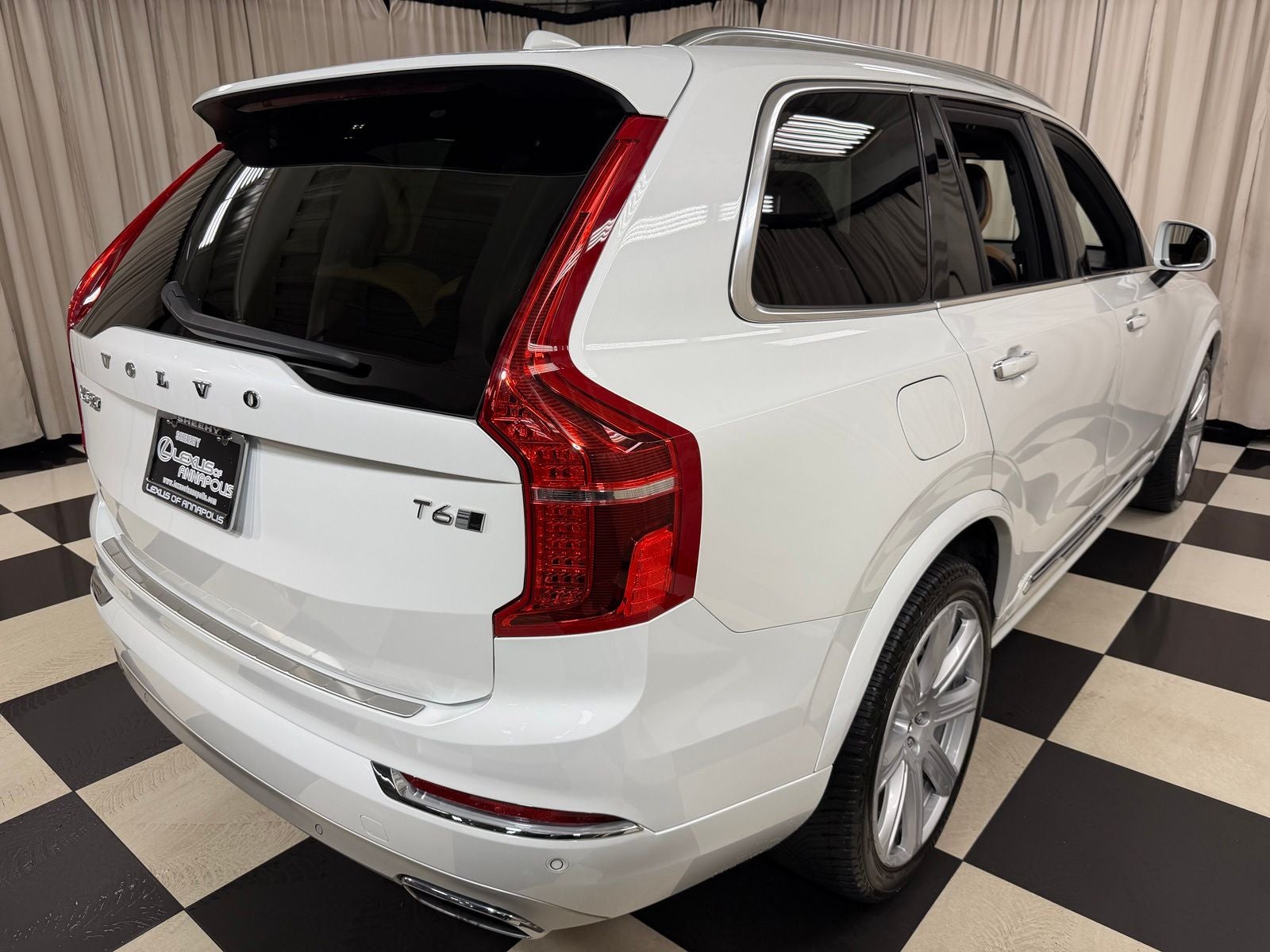 2019 Volvo XC90 T6 Inscription