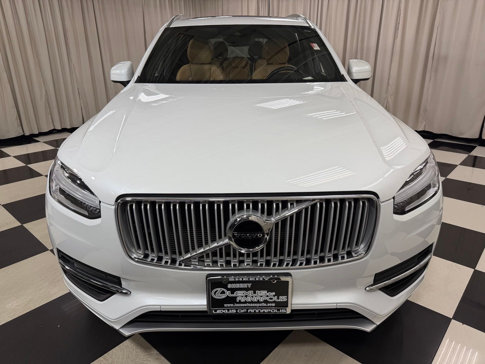 2019 Volvo XC90 T6 Inscription