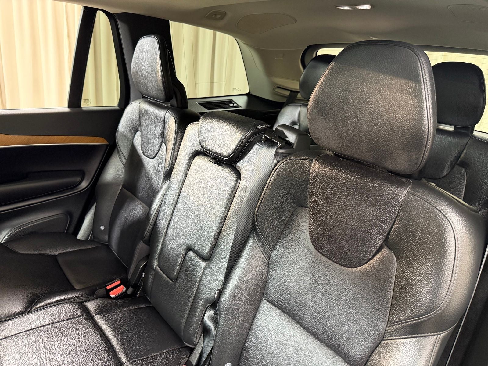 2024 Volvo XC90 Recharge Plug-In Hybrid T8 Plus Bright Theme 7 Passenger