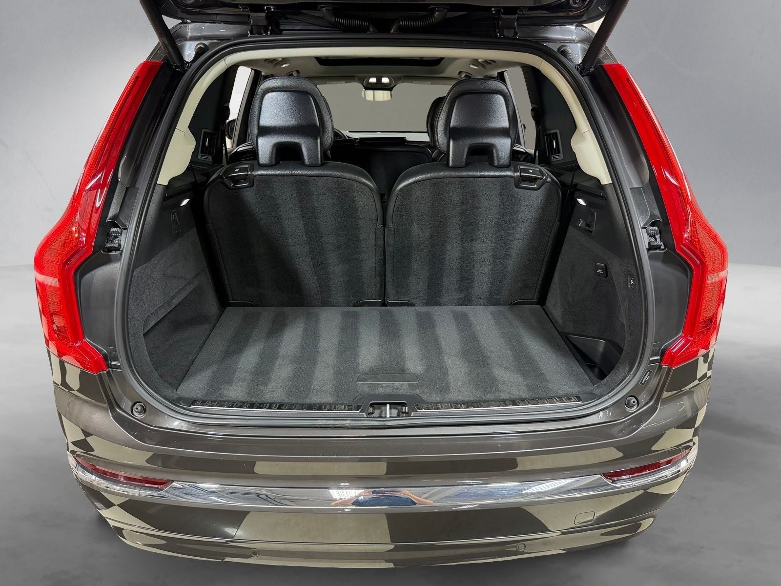 2024 Volvo XC90 Recharge Plug-In Hybrid T8 Plus Bright Theme 7 Passenger
