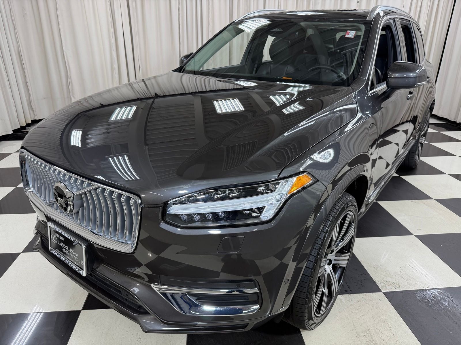 2024 Volvo XC90 Recharge Plug-In Hybrid T8 Plus Bright Theme 7 Passenger