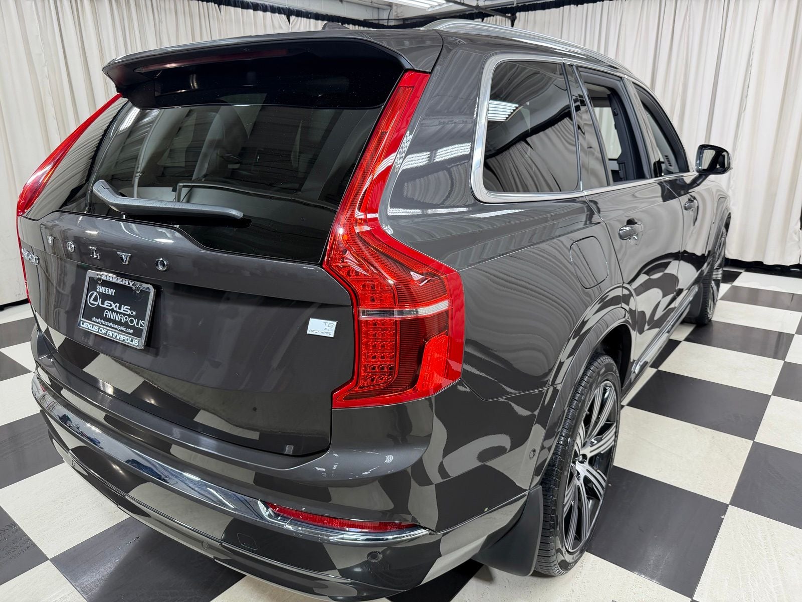 2024 Volvo XC90 Recharge Plug-In Hybrid T8 Plus Bright Theme 7 Passenger