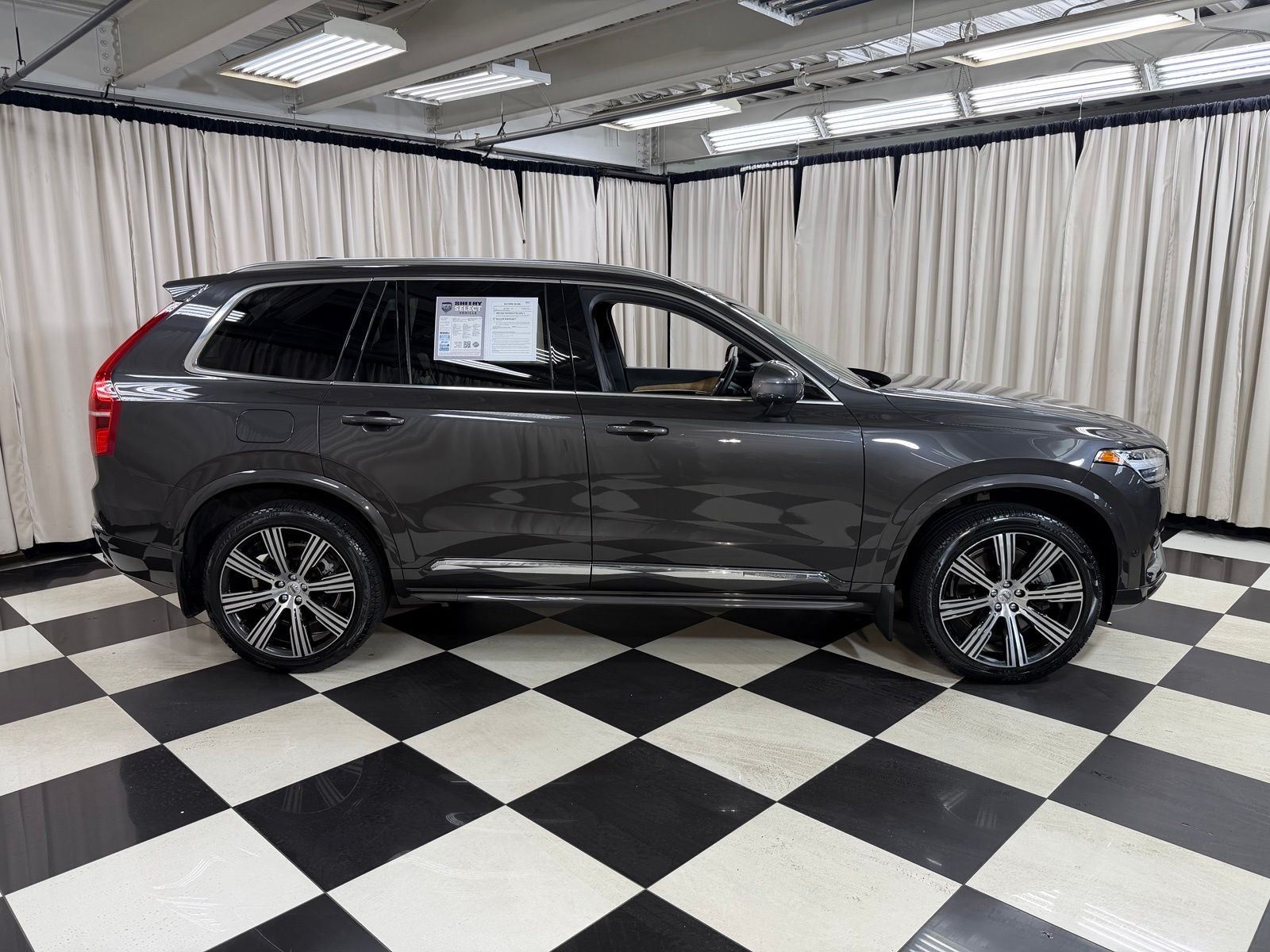 2024 Volvo XC90 Recharge Plug-In Hybrid T8 Plus Bright Theme 7 Passenger