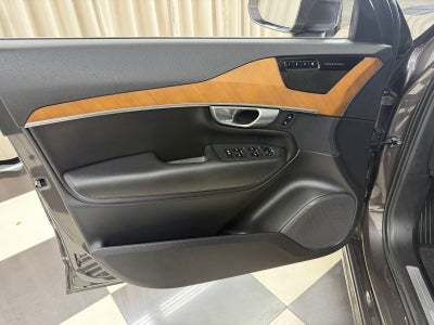 2024 Volvo XC90 Recharge Plug-In Hybrid T8 Plus Bright Theme 7 Passenger