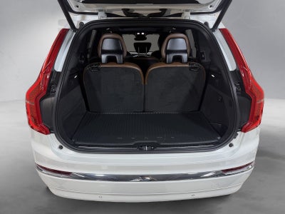 2024 Volvo XC90 B5 Plus