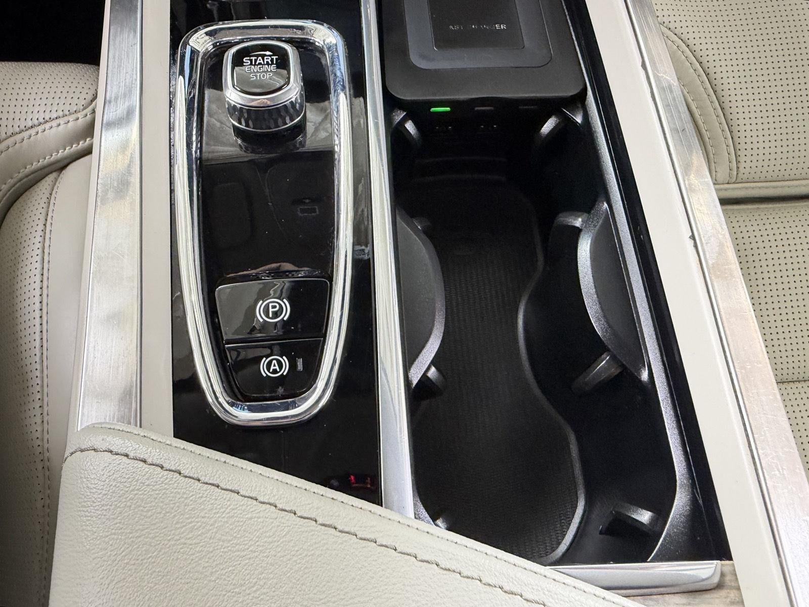 2023 Volvo Xc60 Ultimate Bright Theme