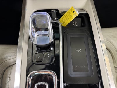 2023 Volvo Xc60 Ultimate Bright Theme