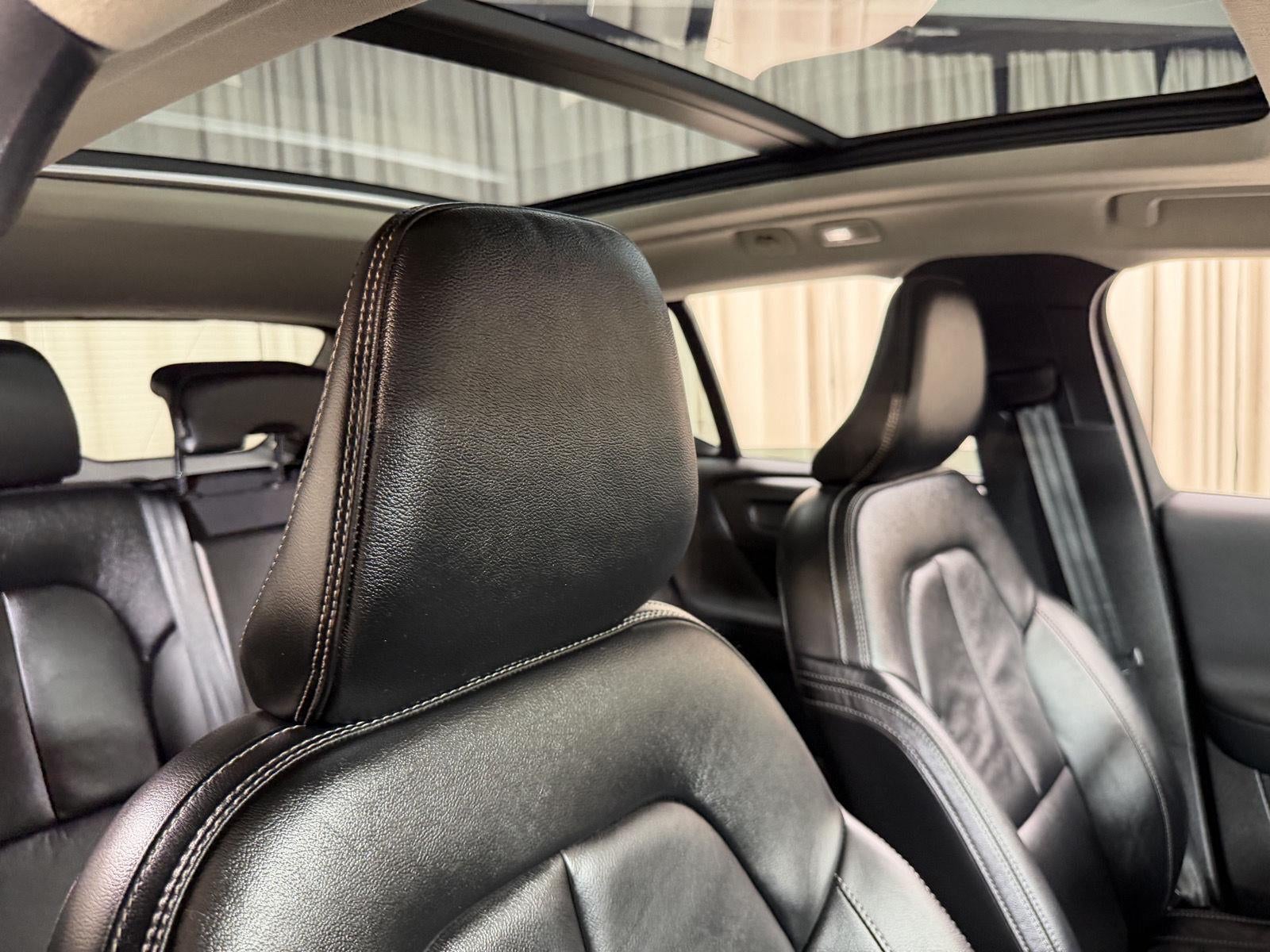 2023 Volvo Xc40 Plus Bright Theme