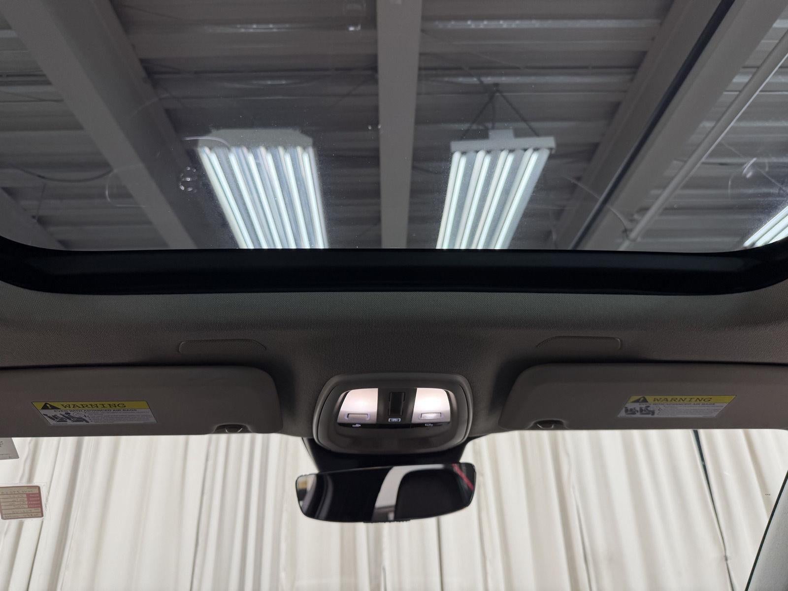 2023 Volvo Xc40 Plus Bright Theme