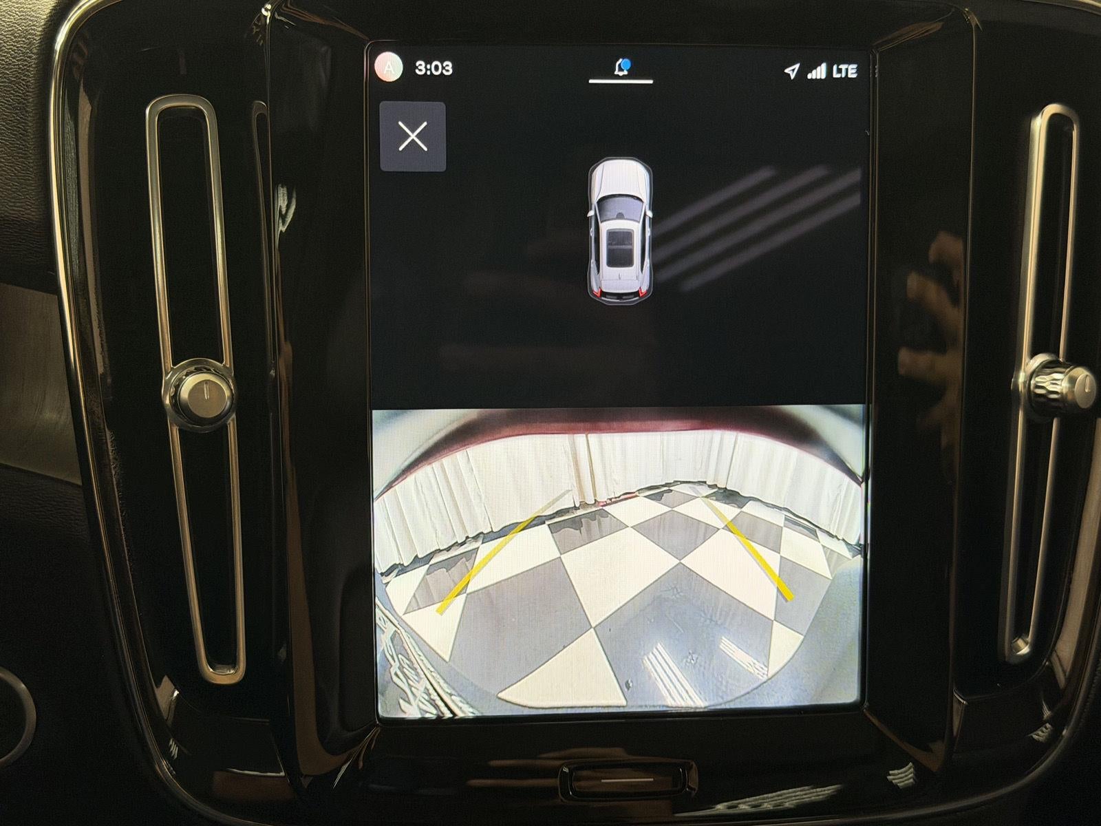 2023 Volvo Xc40 Plus Bright Theme