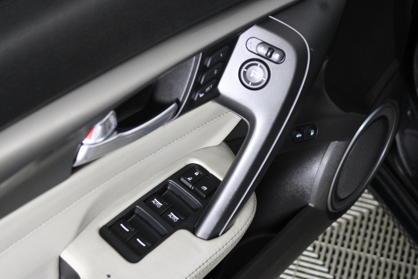 2014 Acura TL SH-AWD w/Technology Package