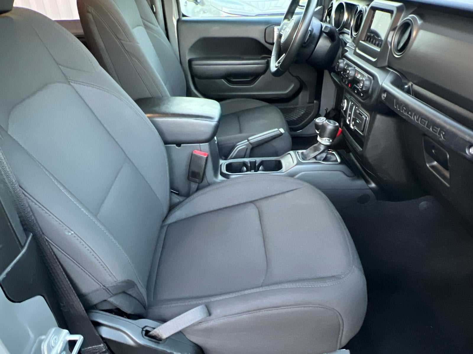 2022 Jeep Wrangler Sport S