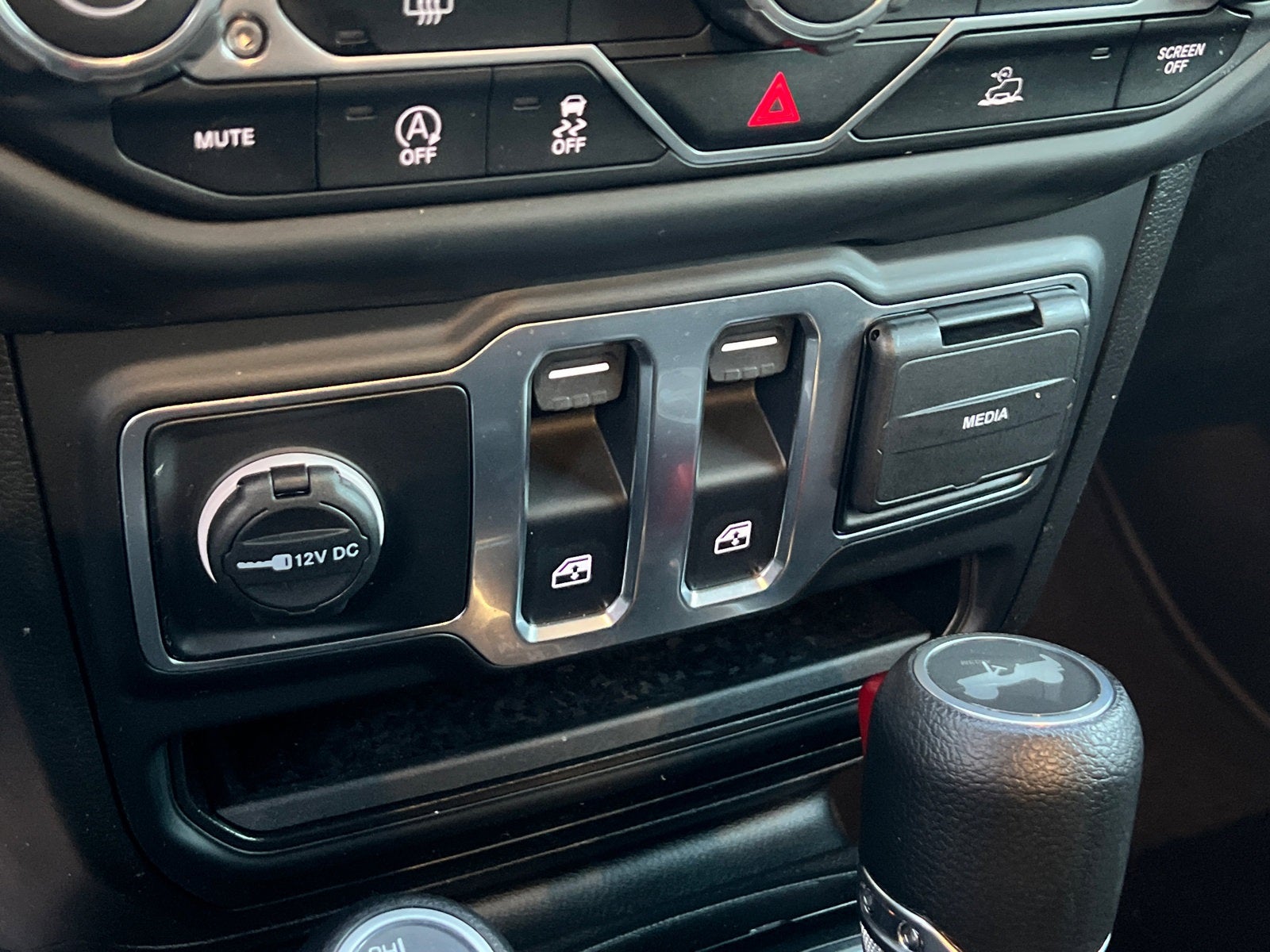 2022 Jeep Wrangler Sport S