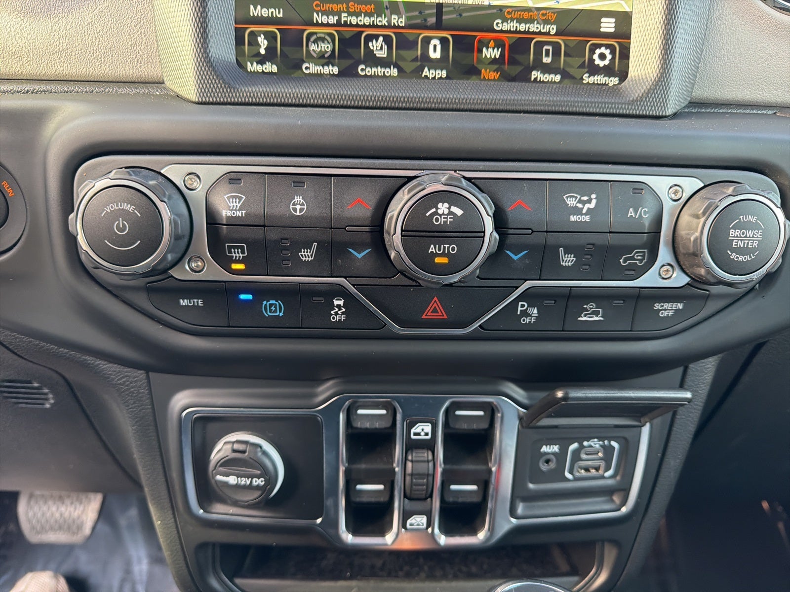 2022 Jeep Wrangler Unlimited Sahara High Altitude 4xe