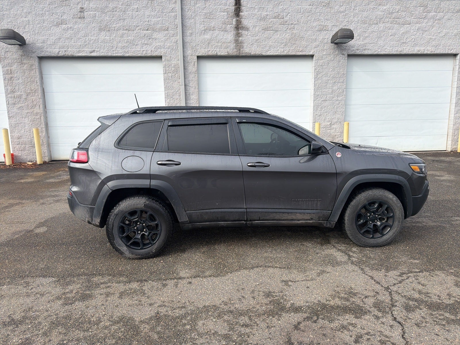 2022 Jeep Cherokee Trailhawk